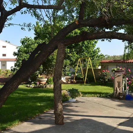 Joso 3* Vodice